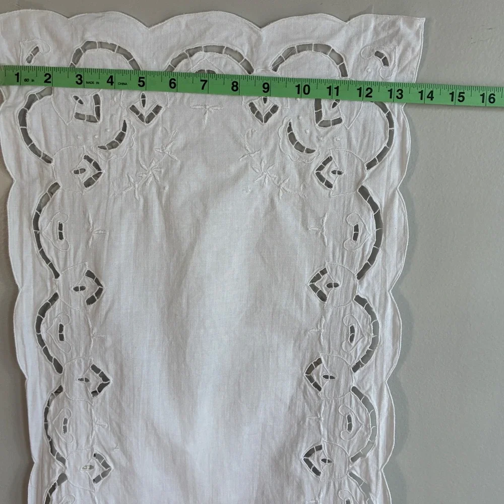 Vintage Table Runner 41